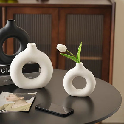 Creative Donut-Shaped Vase, Nordic-Style Plastic Vase.
